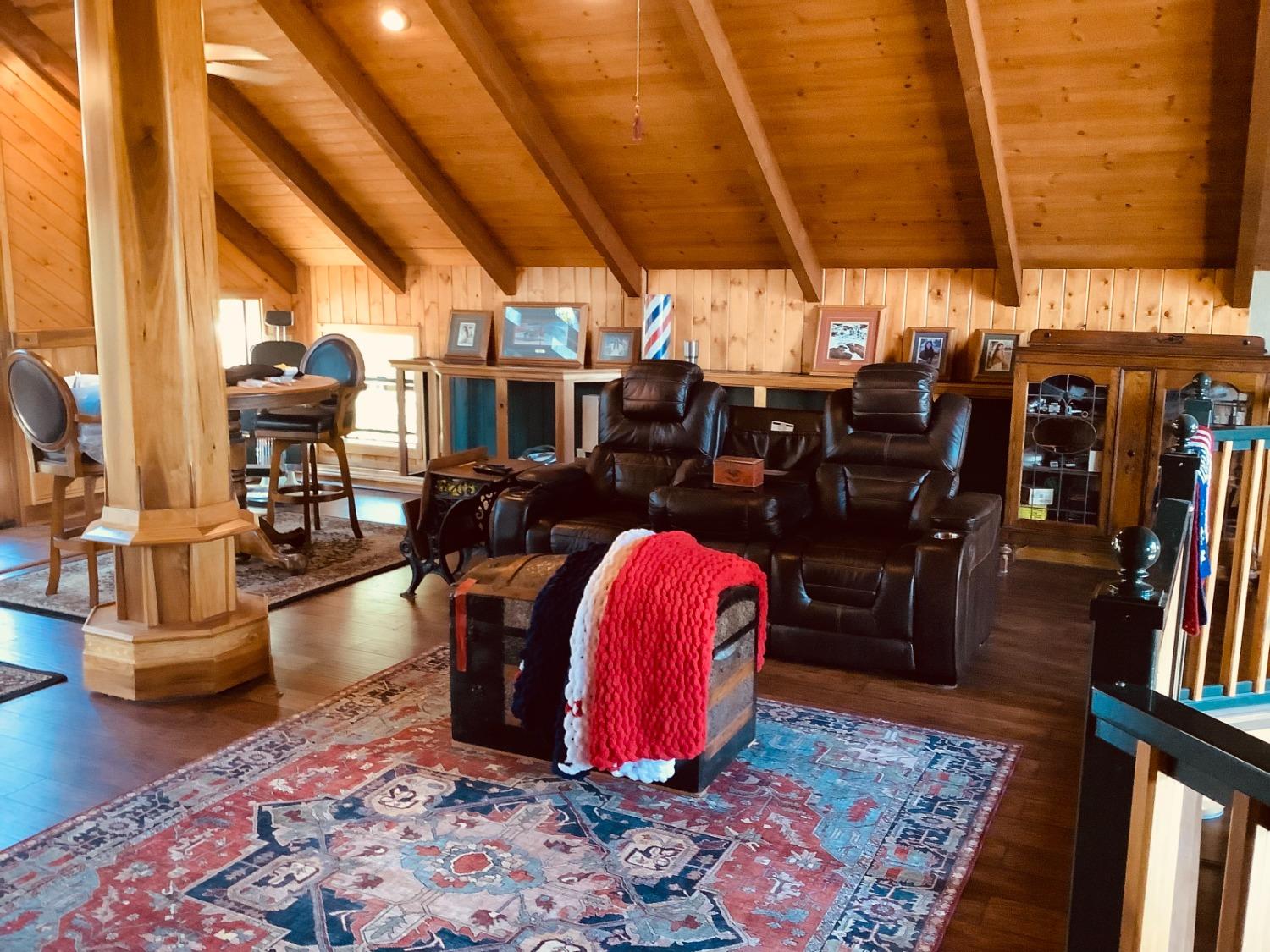 20746 Hidden Lake Blvd, Friant, CA 93626