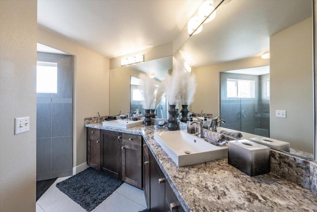 49351 Ralston Rdg, Friant, CA 93626