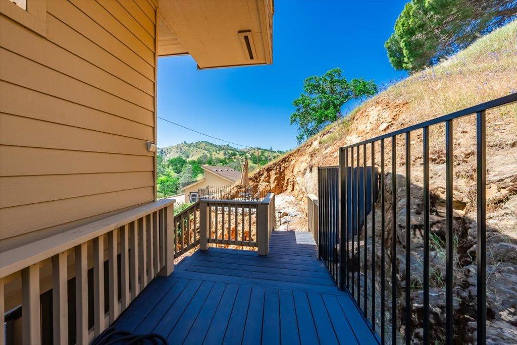 49351 Ralston Rdg, Friant, CA 93626