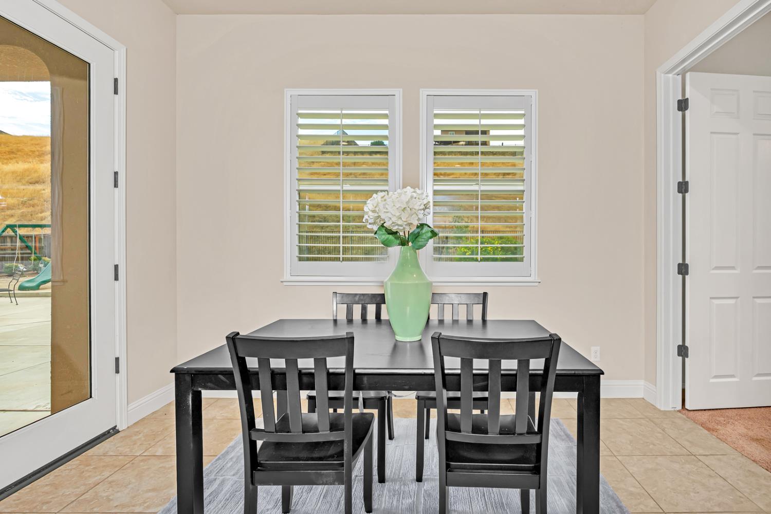 18677 Via Bellagio, Friant, CA 93626