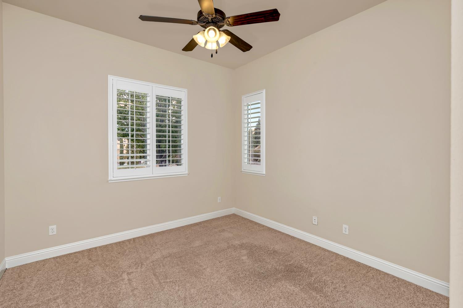 18677 Via Bellagio, Friant, CA 93626