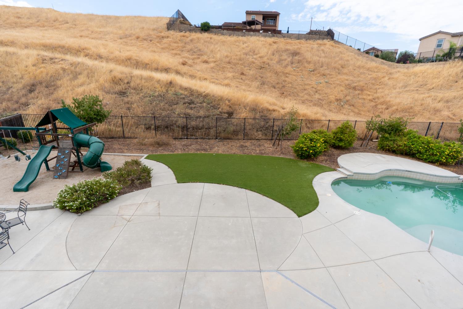 18677 Via Bellagio, Friant, CA 93626