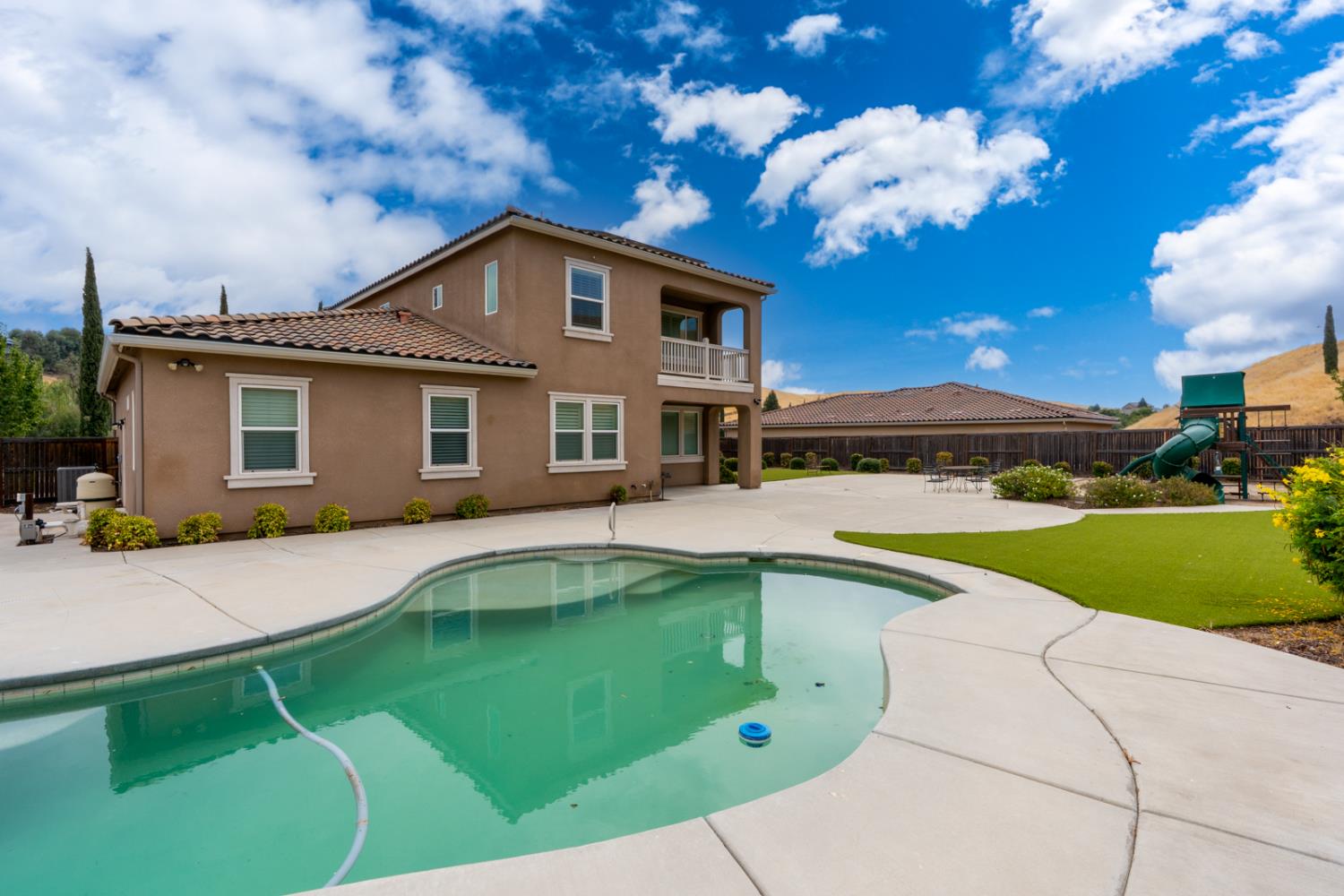 18677 Via Bellagio, Friant, CA 93626