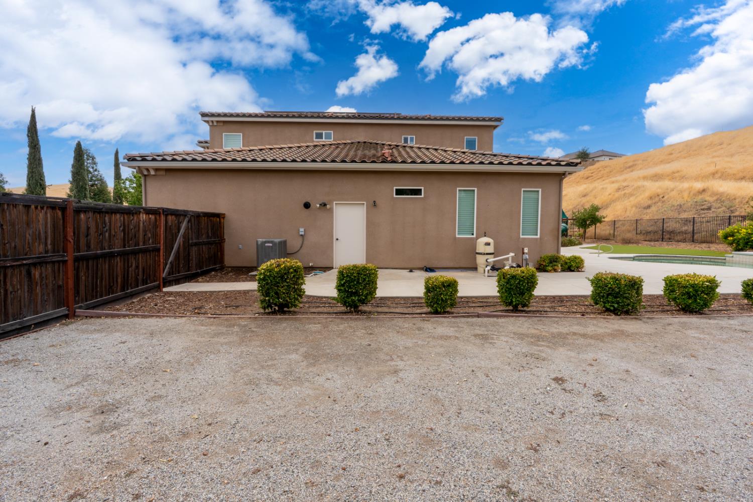 18677 Via Bellagio, Friant, CA 93626