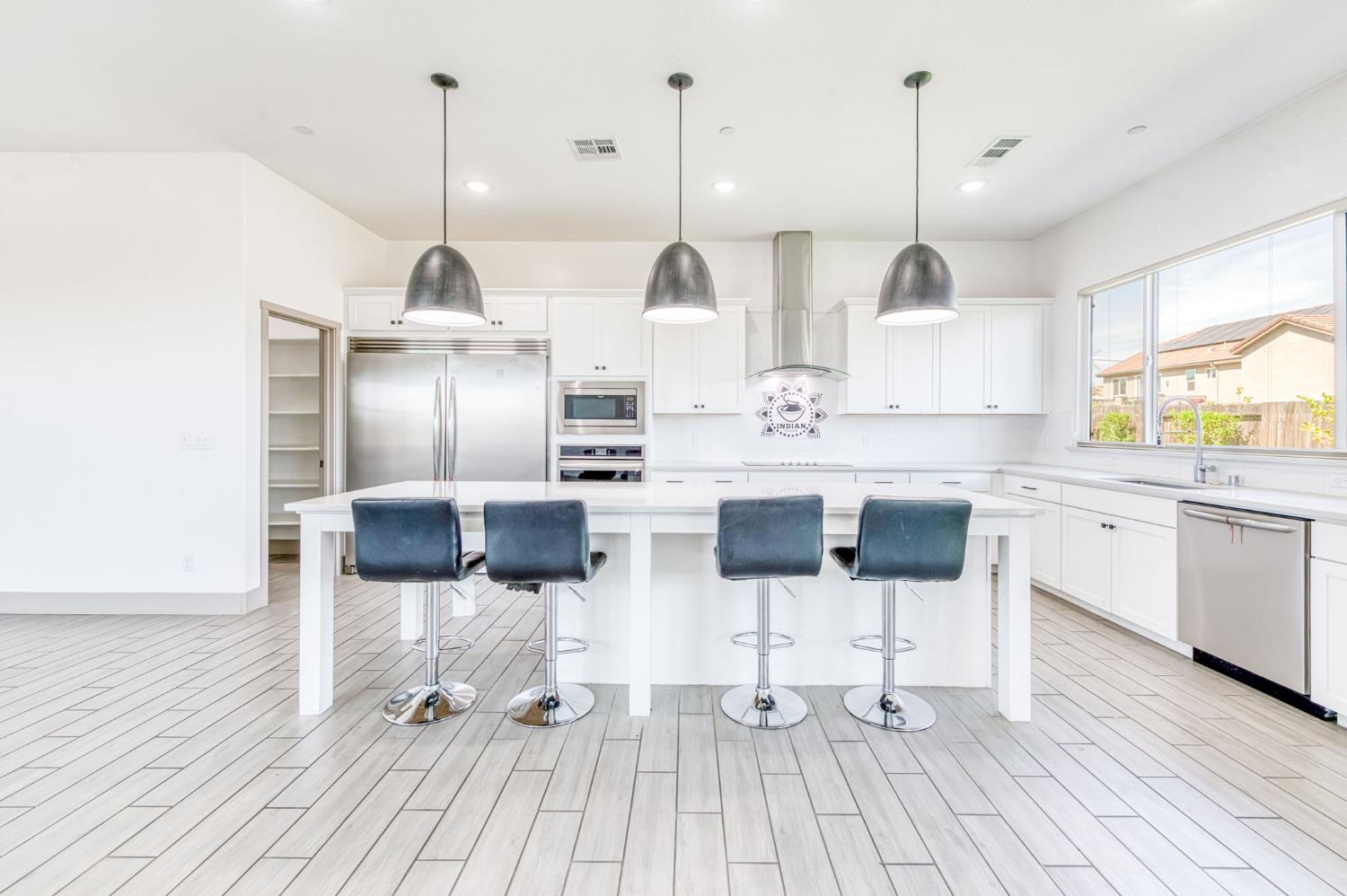 20104 Marrone Way, Friant, CA 93626