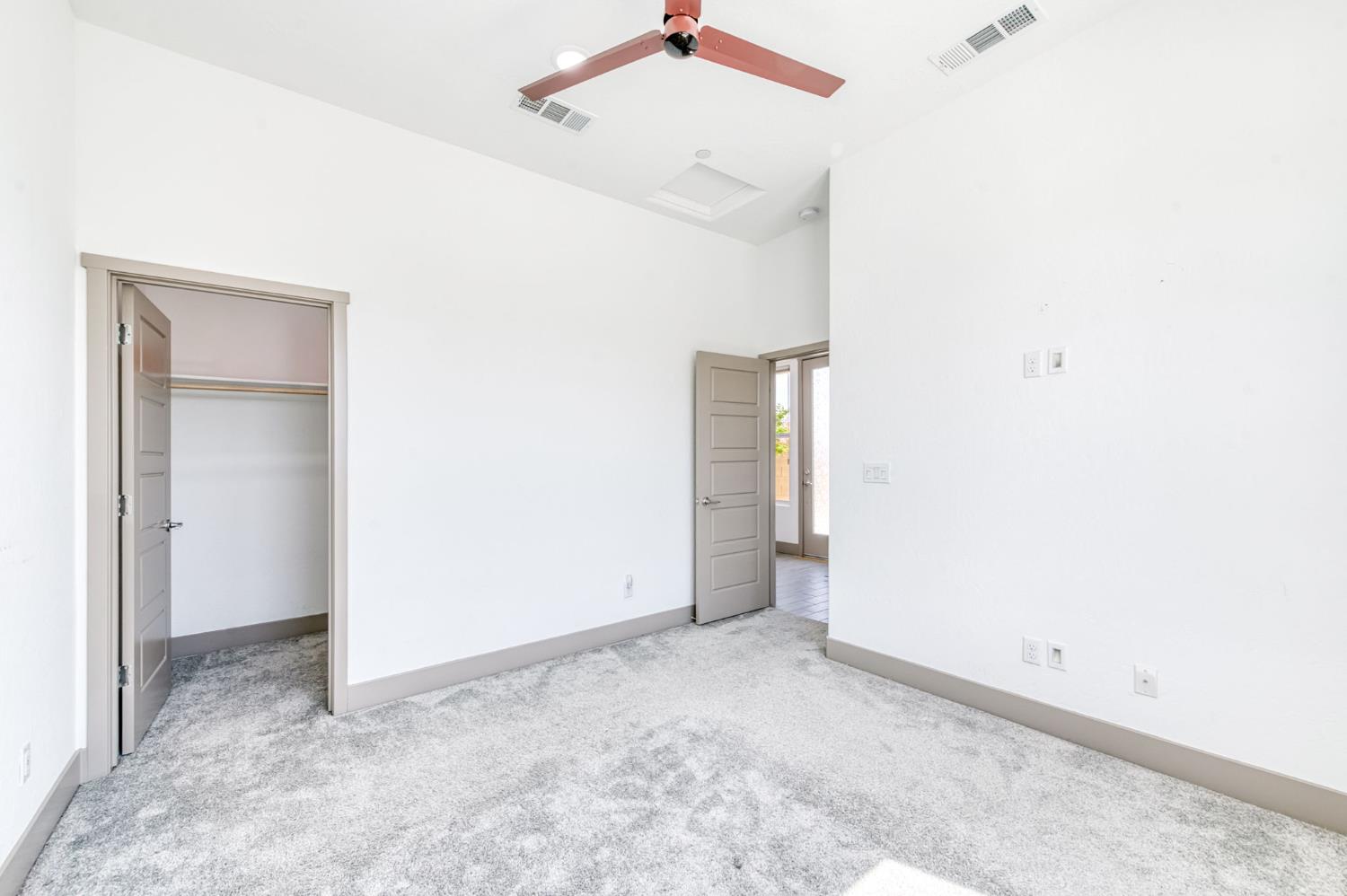 20104 Marrone Way, Friant, CA 93626