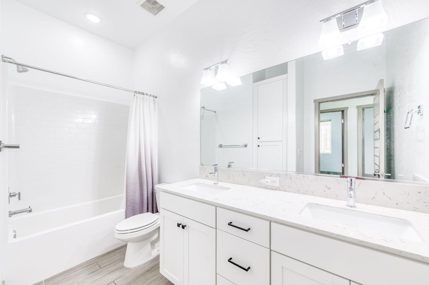 20104 Marrone Way, Friant, CA 93626