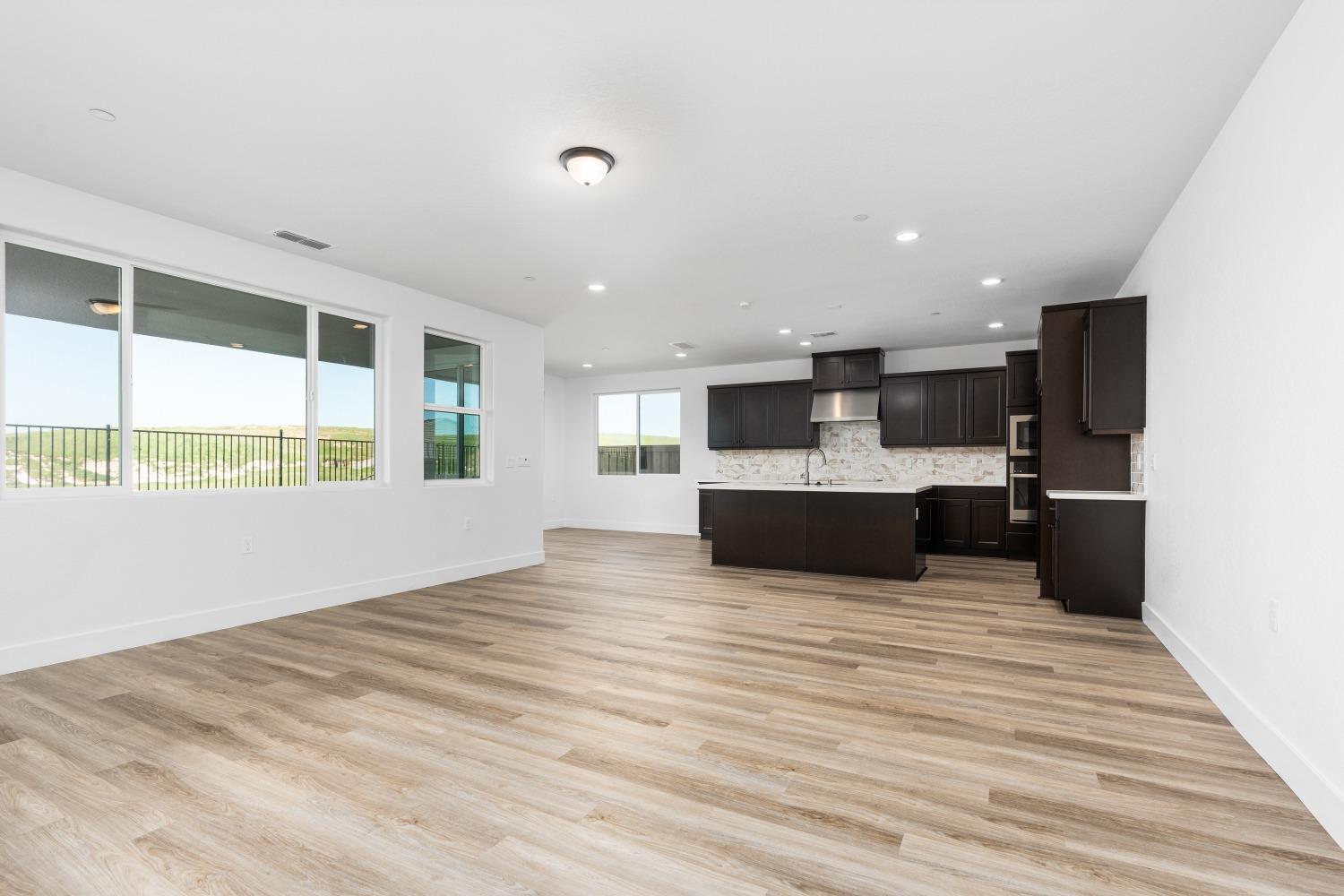 8184 Creek View, Friant, CA 93626