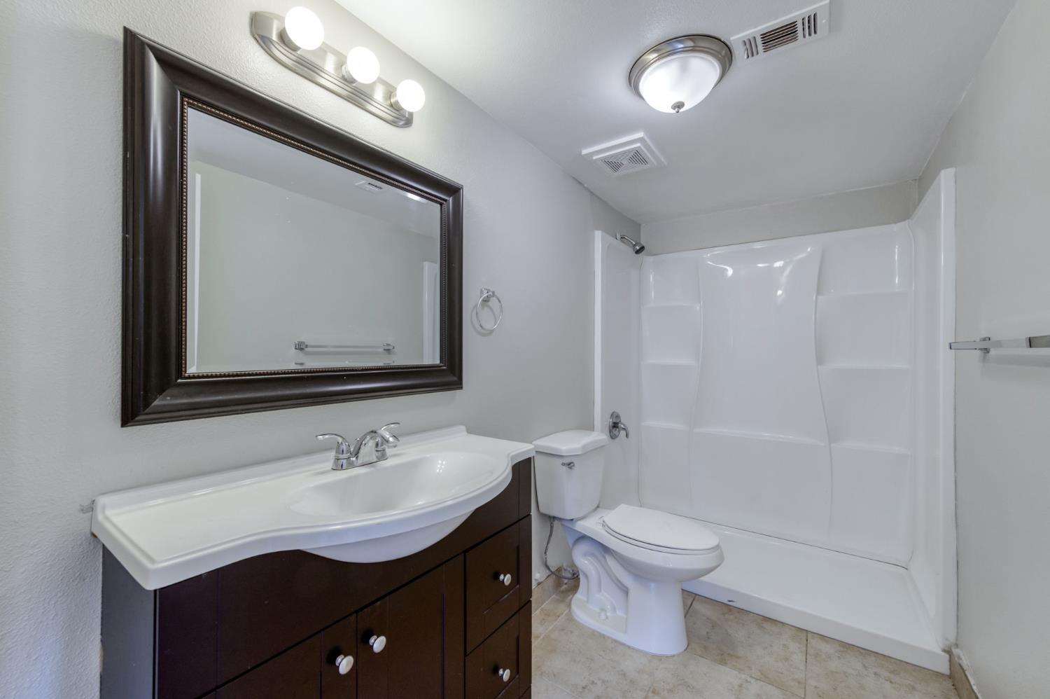 20515 Galileo Ct, Friant, CA 93626