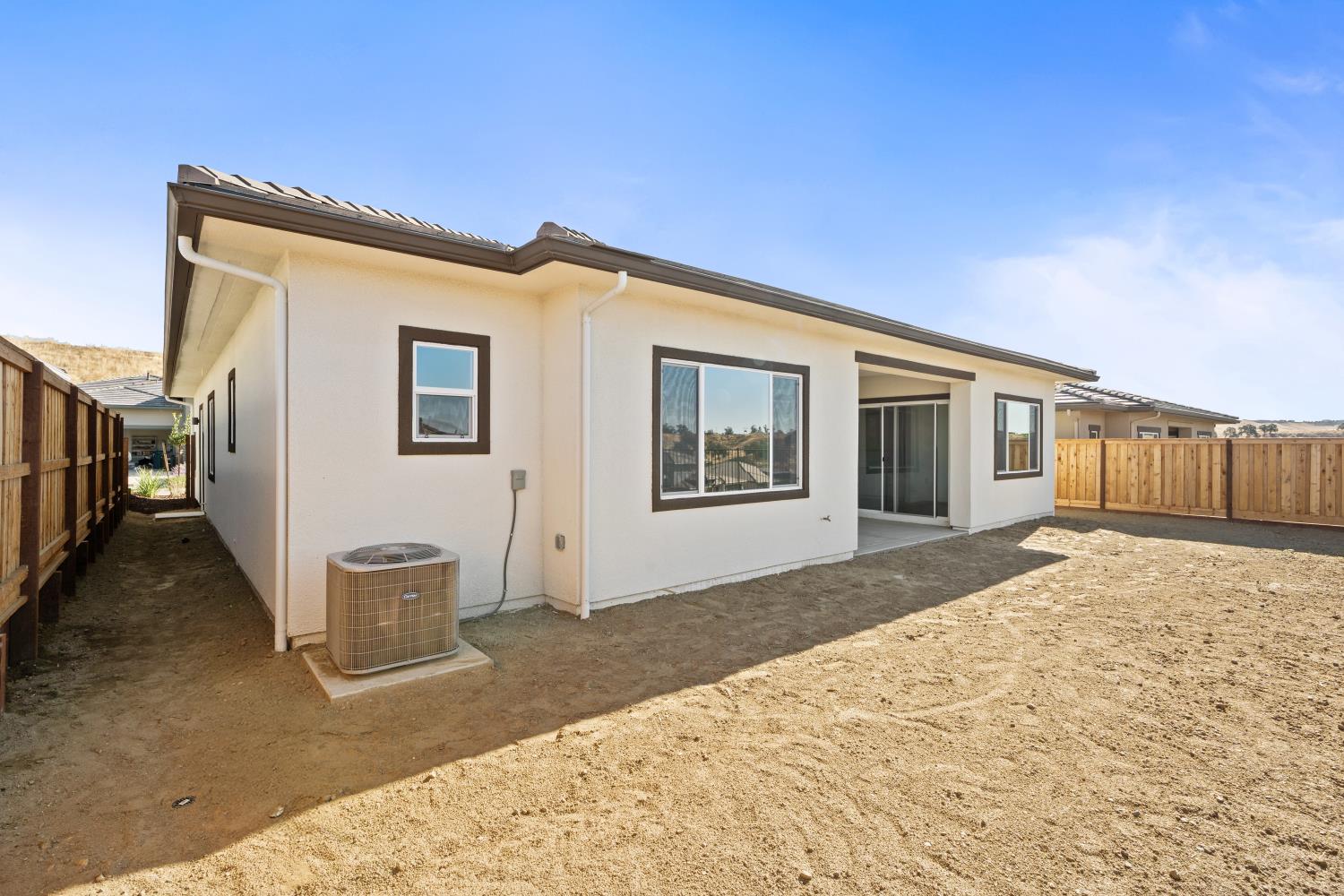 8168 Creek View, Friant, CA 93626