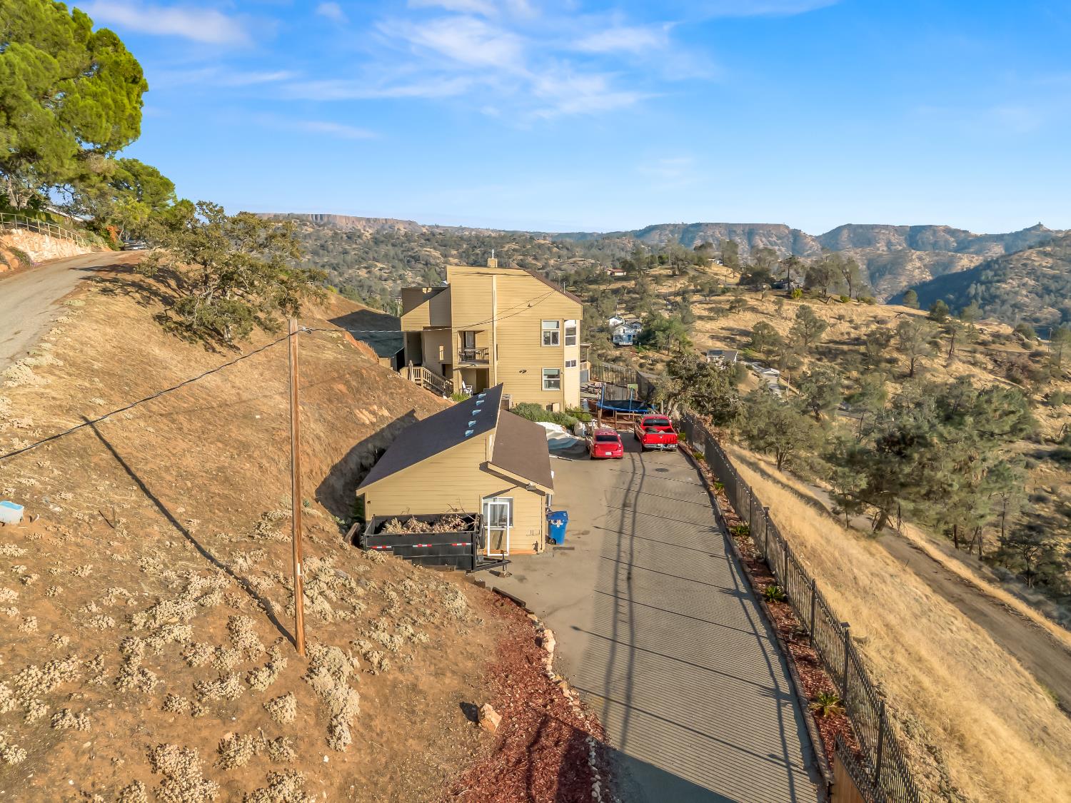 49351 Ralston Ridge, Friant, CA 93626