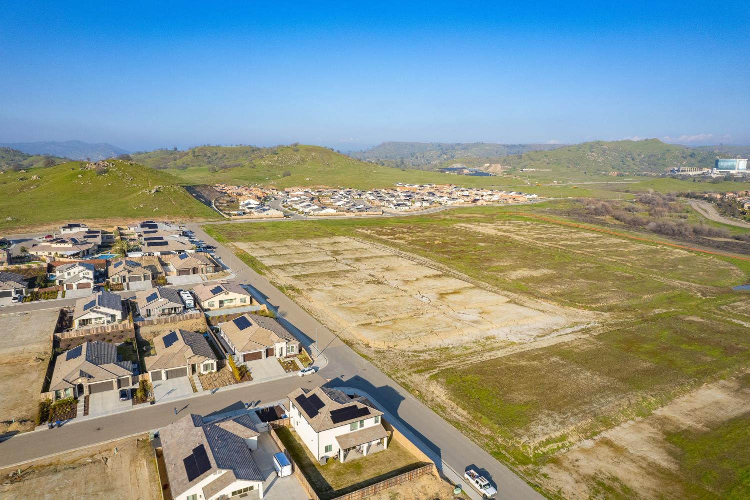 19733 Desert Willow Ln, Friant, CA 93626