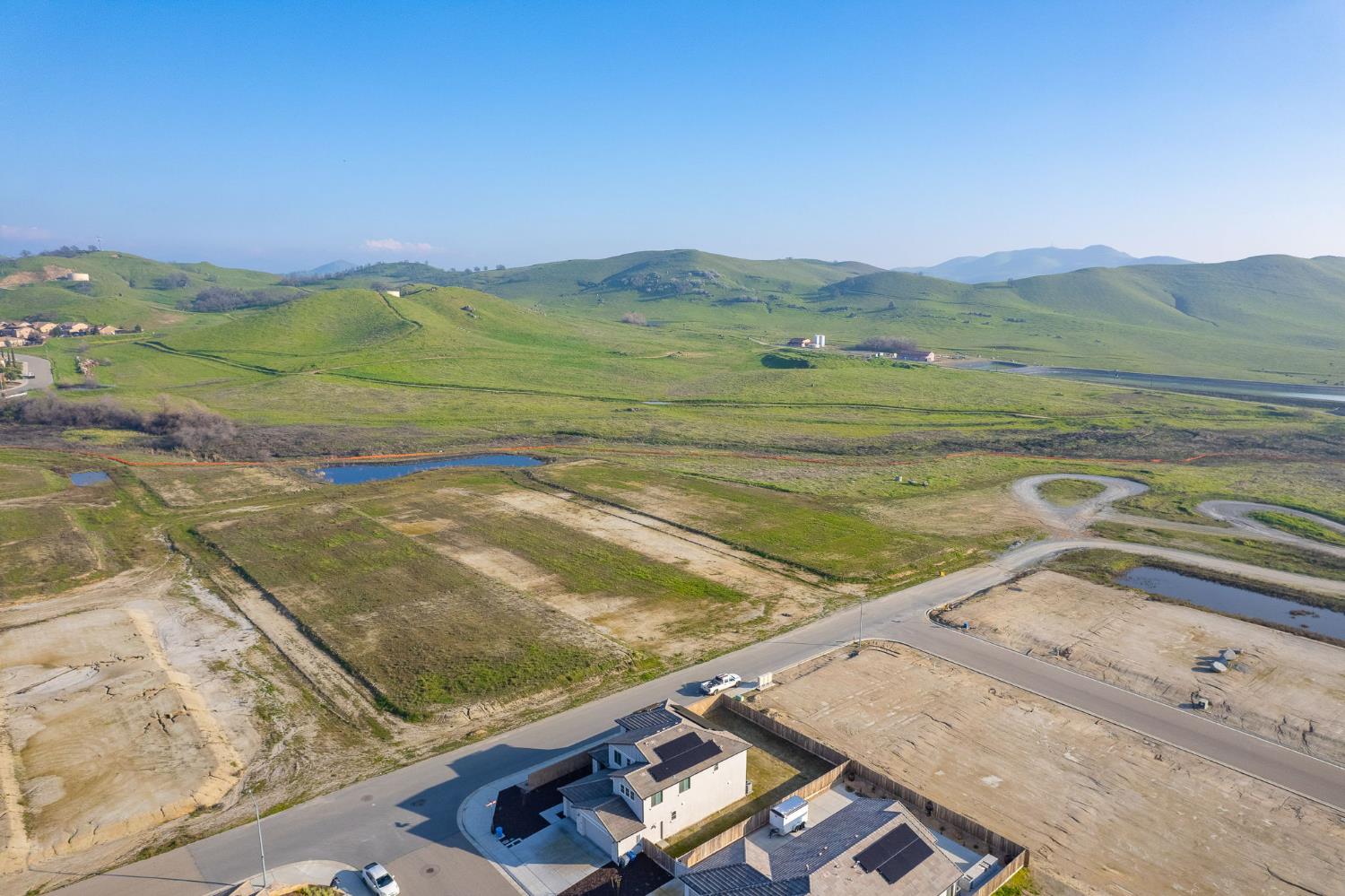 19733 Desert Willow Ln, Friant, CA 93626