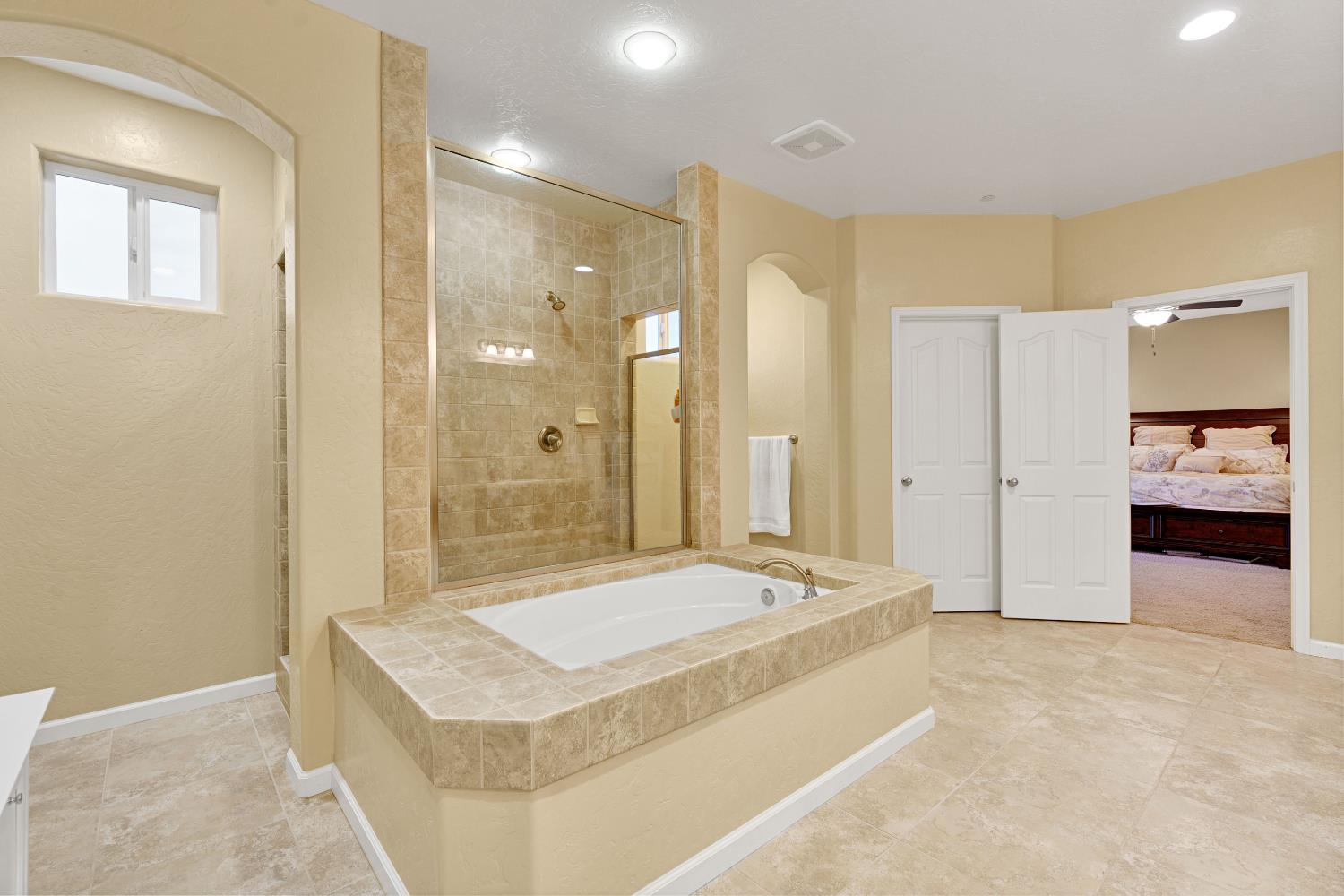 21321 Tramonto Ln, Friant, CA 93626