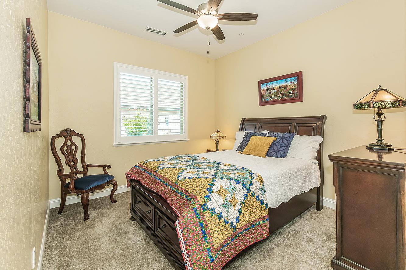 19732 Desert Willow Ln, Friant, CA 93626