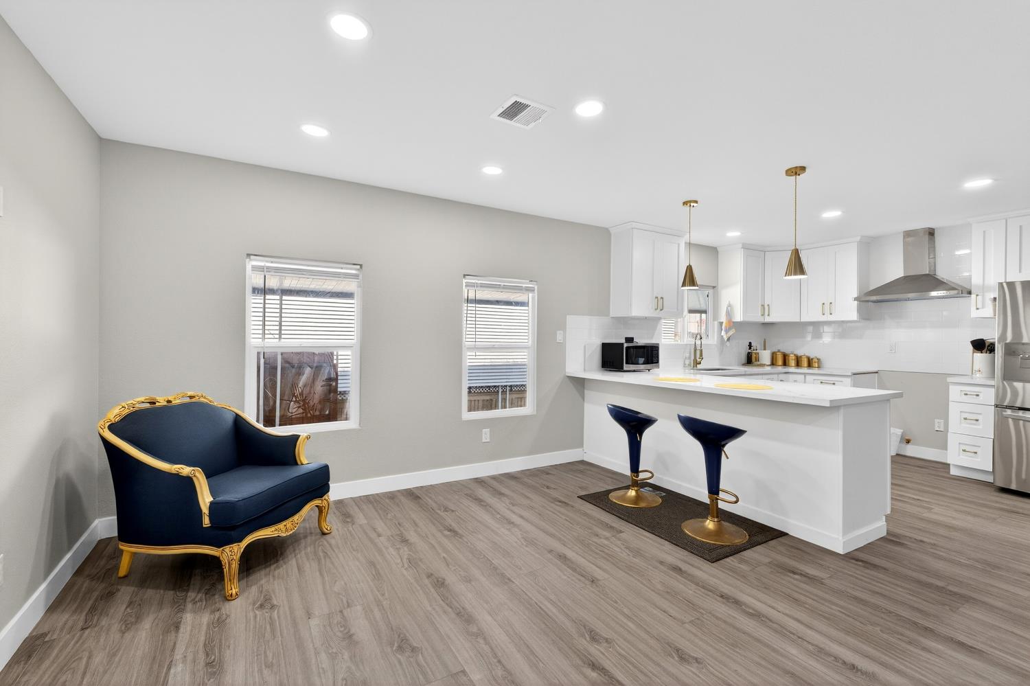 105 W Herndon Ave #SPC64, Pinedale, CA 93650