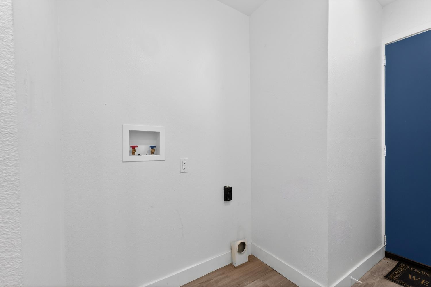 105 W Herndon Ave #SPC64, Pinedale, CA 93650