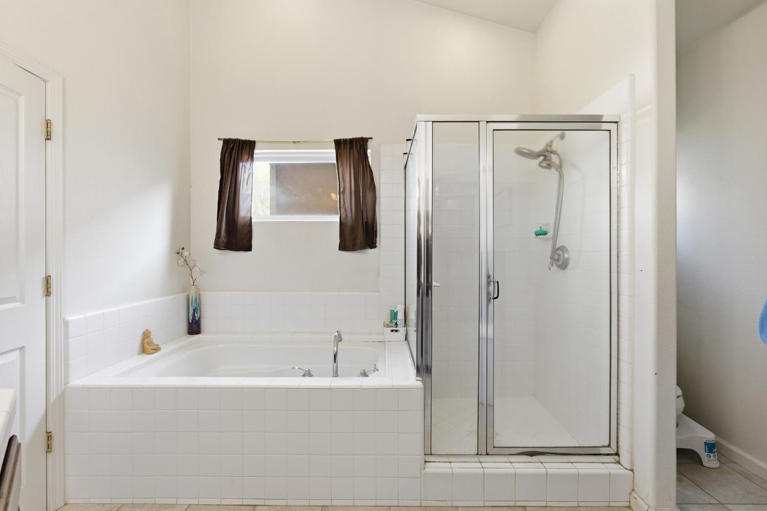 5659 N Brent Ave, Fresno, CA 93723