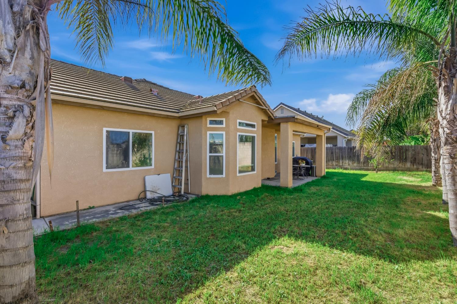 5659 N Brent Ave, Fresno, CA 93723