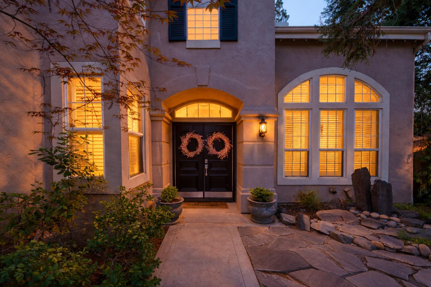 10340 N Sinclair Cir, Fresno, CA 93730