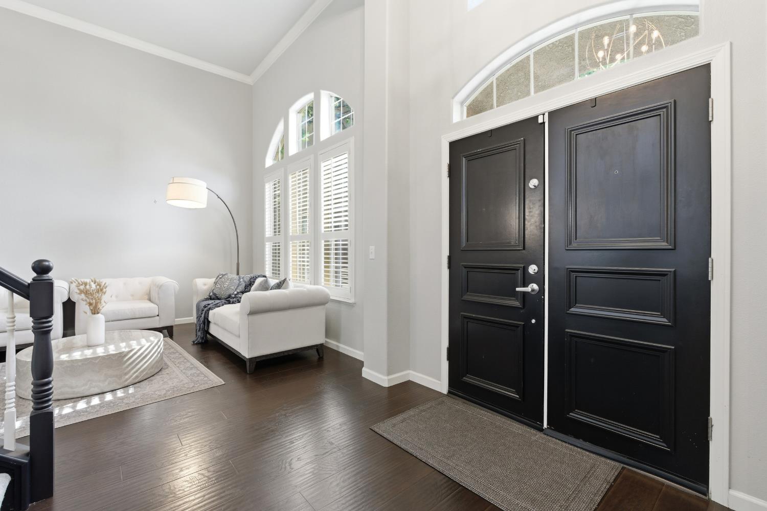 10340 N Sinclair Cir, Fresno, CA 93730