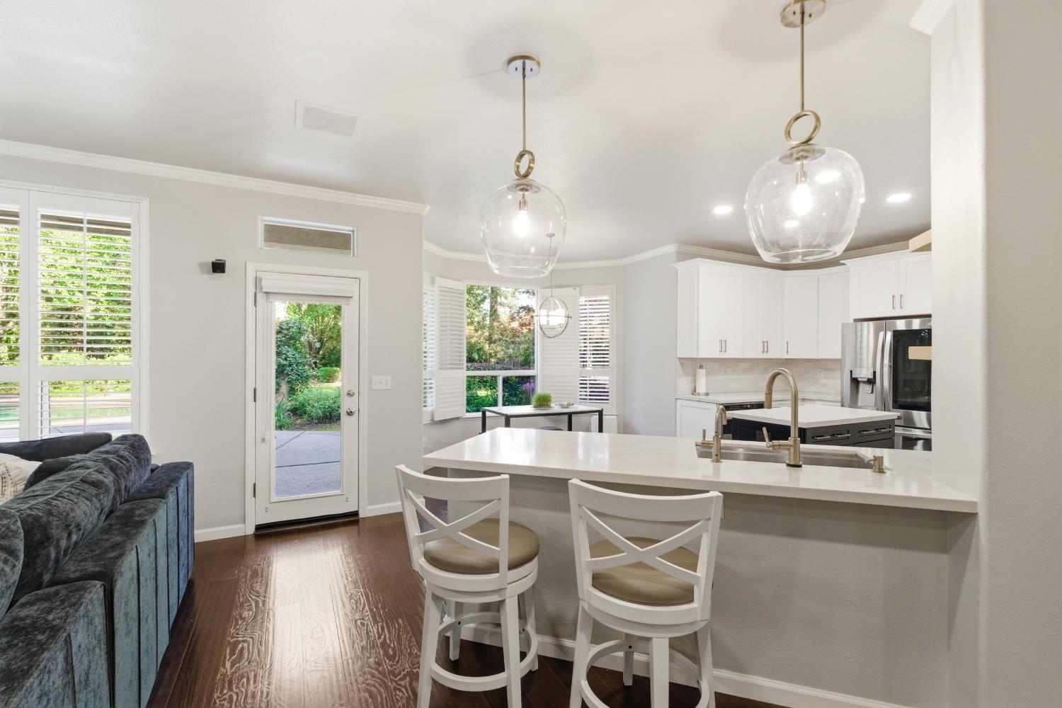 10340 N Sinclair Cir, Fresno, CA 93730