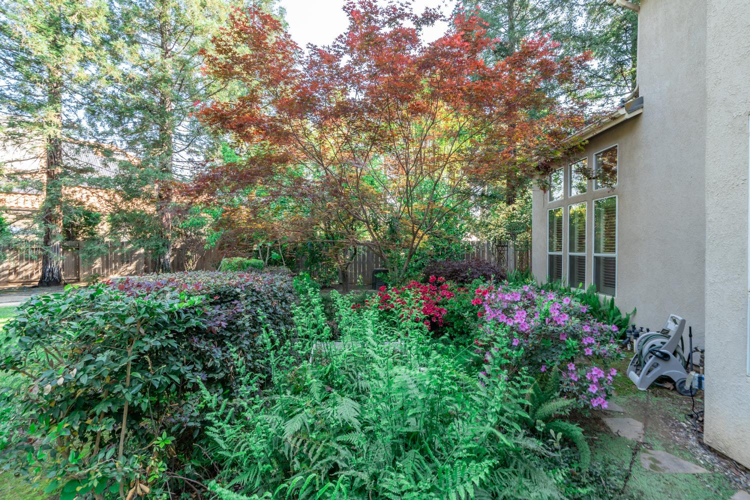 10340 N Sinclair Cir, Fresno, CA 93730