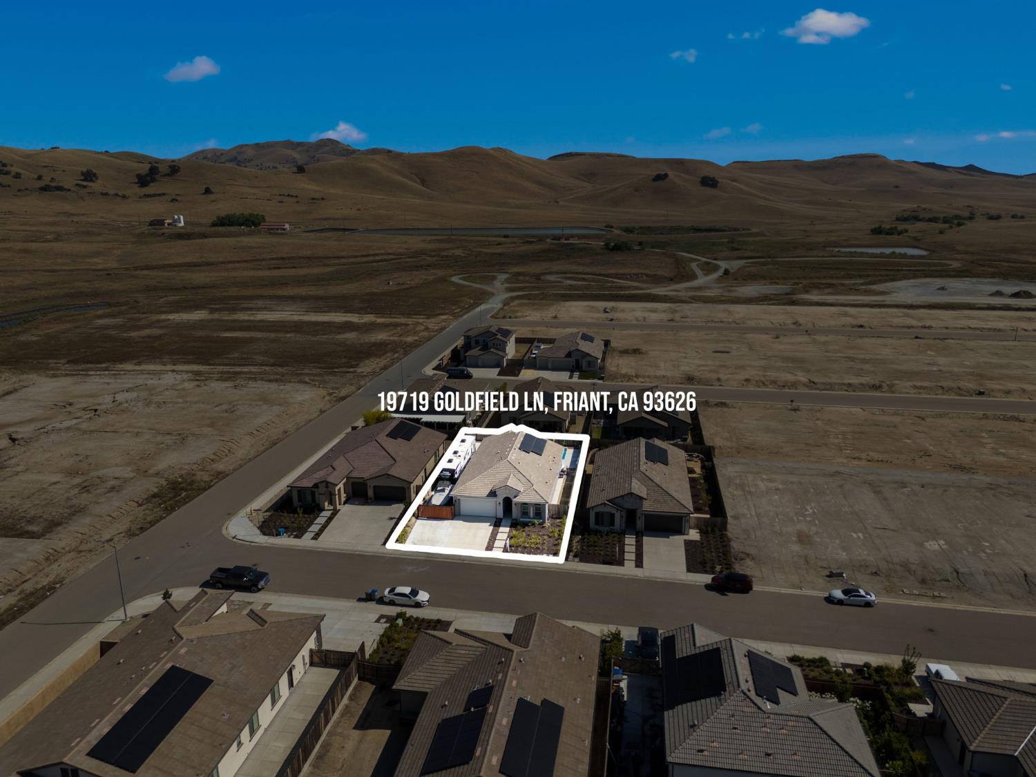 19719 Goldfield Ln, Friant, CA 93626