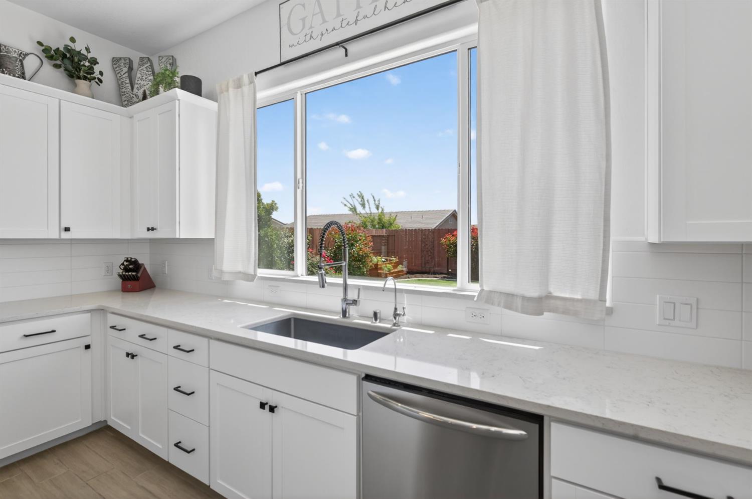 20123 Pescara Ln, Friant, CA 93626