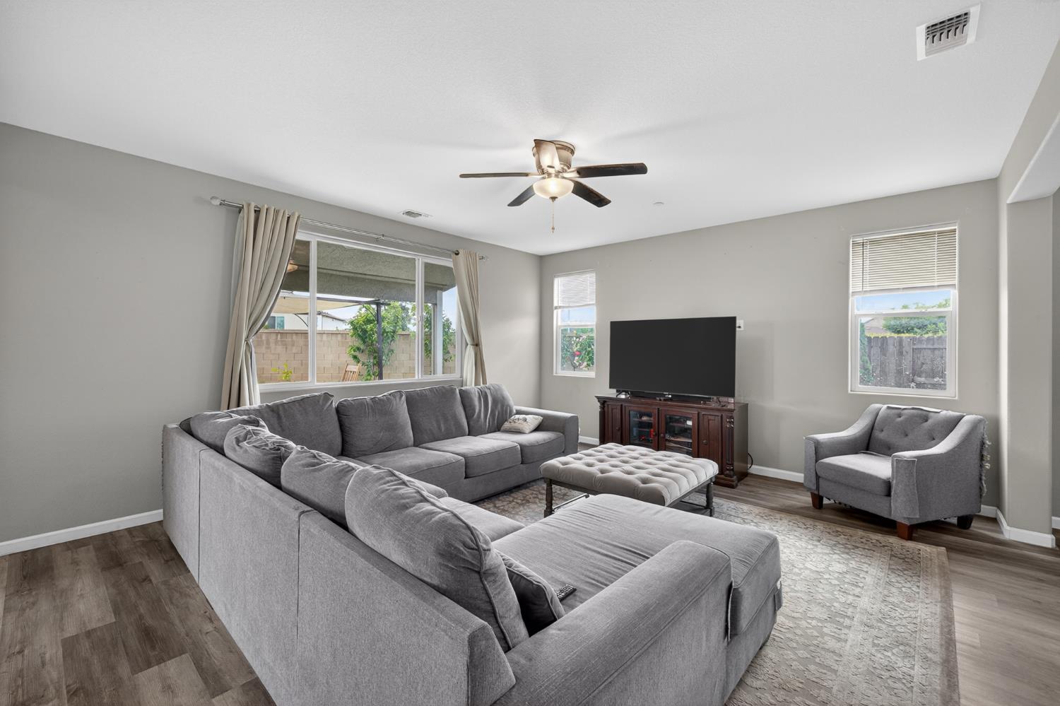 6305 W Pico Ave, Fresno, CA 93723