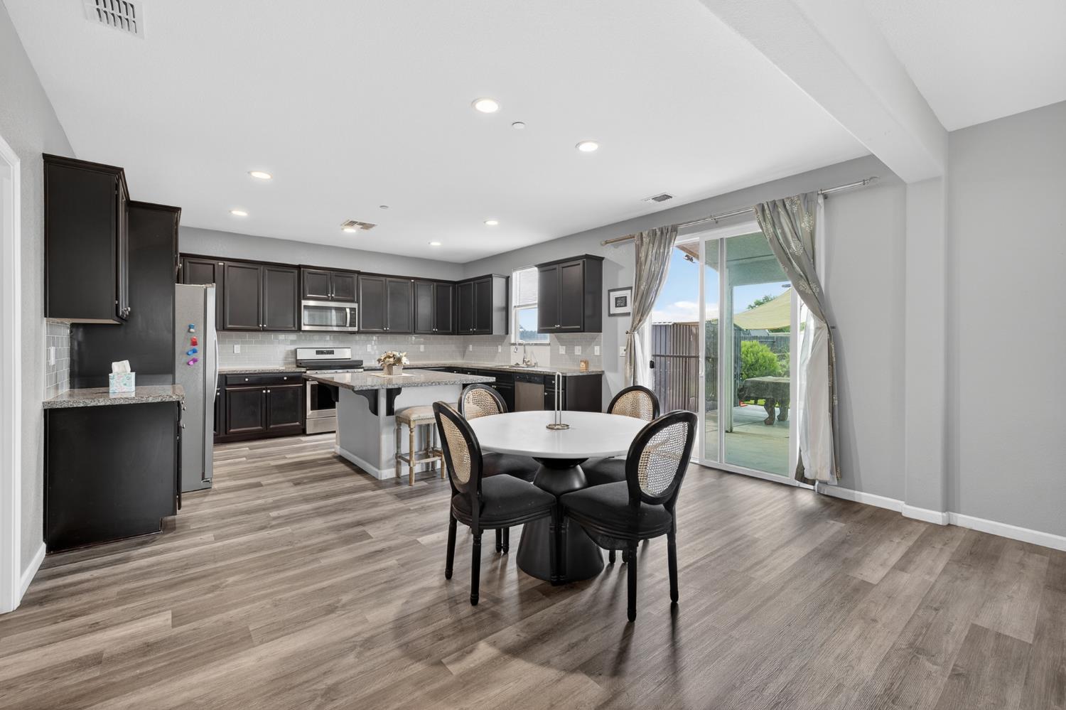 6305 W Pico Ave, Fresno, CA 93723